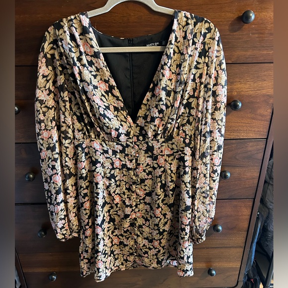 Nasty Gal Nothin’ Bud Love Floral Mini Dress Size 10 - Picture 2 of 10